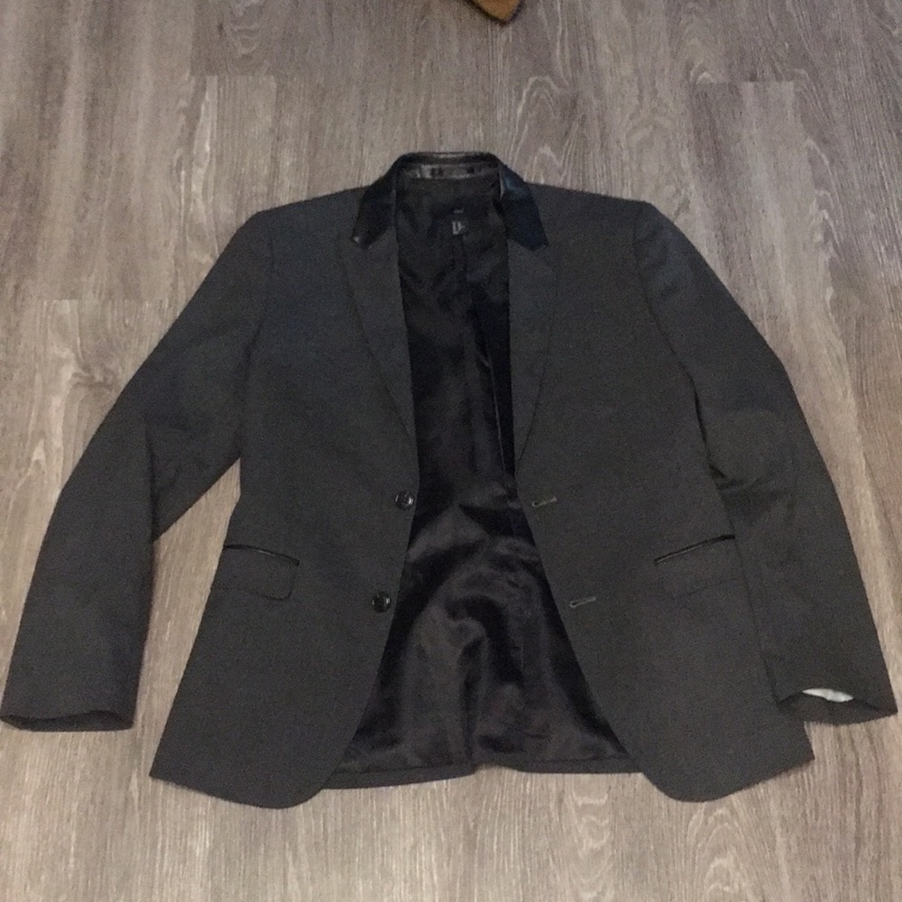 38R H&M blazer faux leather collar